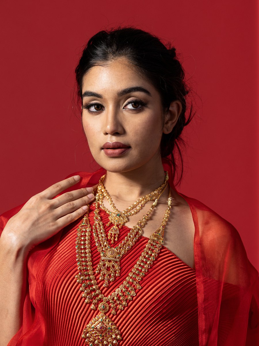 Necklaces, Haars & Malas by Shree Omkar Jewellers